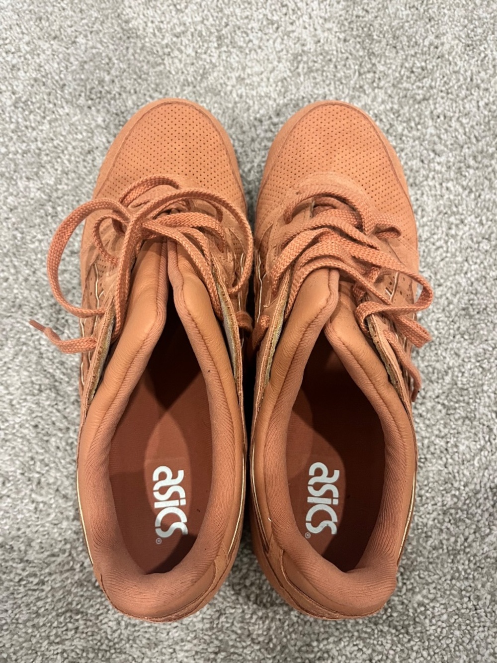 Asics - Picture 2 of 4
